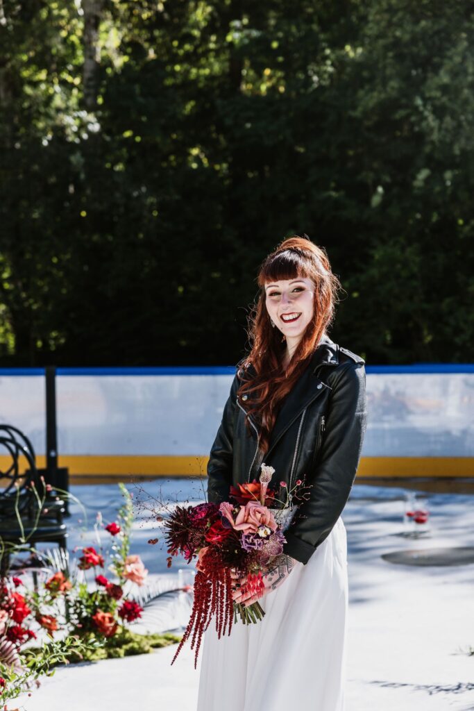Photographe de Mariage atypique et rock en Suisse dans le canton de Fribourg, photos de couple intimiste des mariés