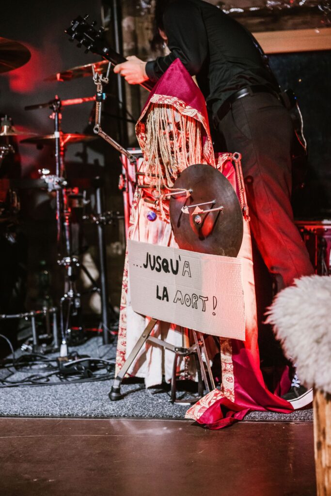 Photographe de mariage atypique en suisse romande, photo de la soirée