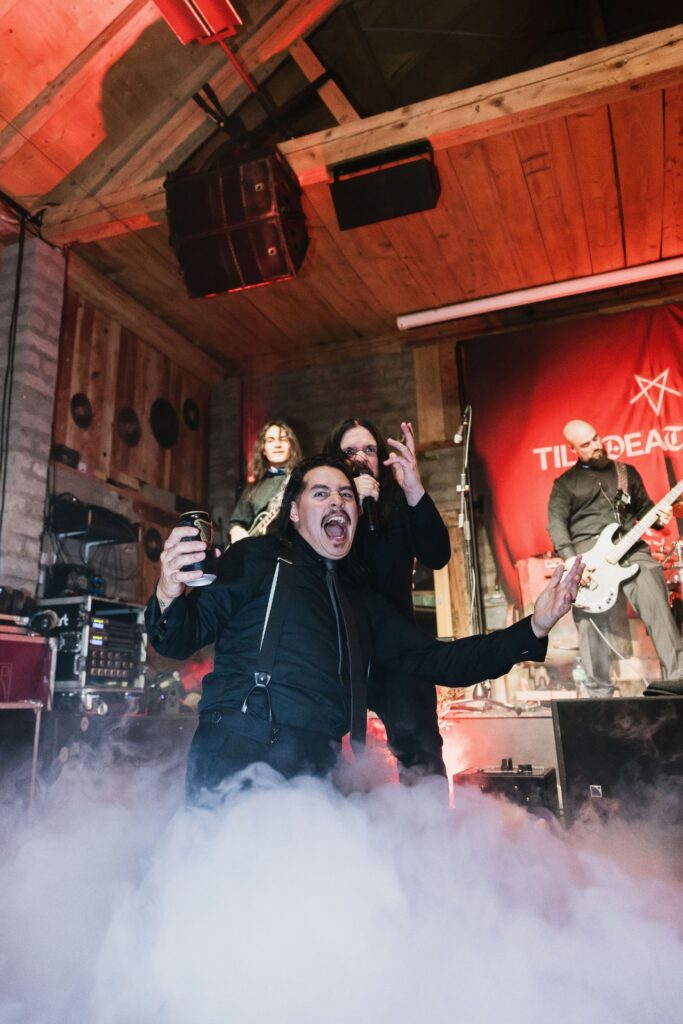 Photographe de mariage atypique en suisse romande, photo de la soirée