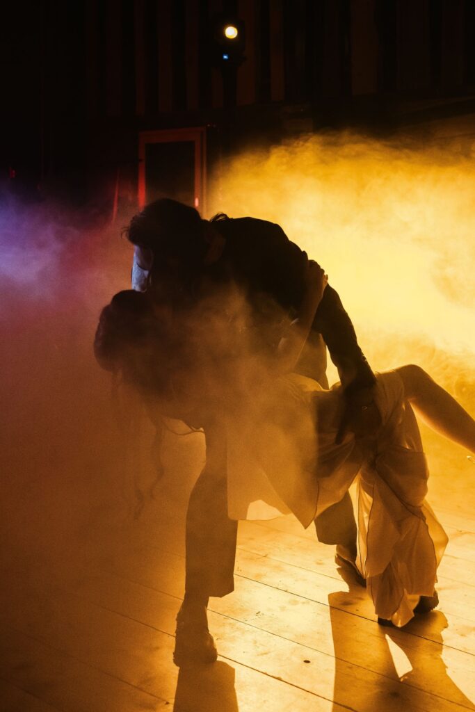 Photographe de mariage atypique en suisse romande, photo de la soirée